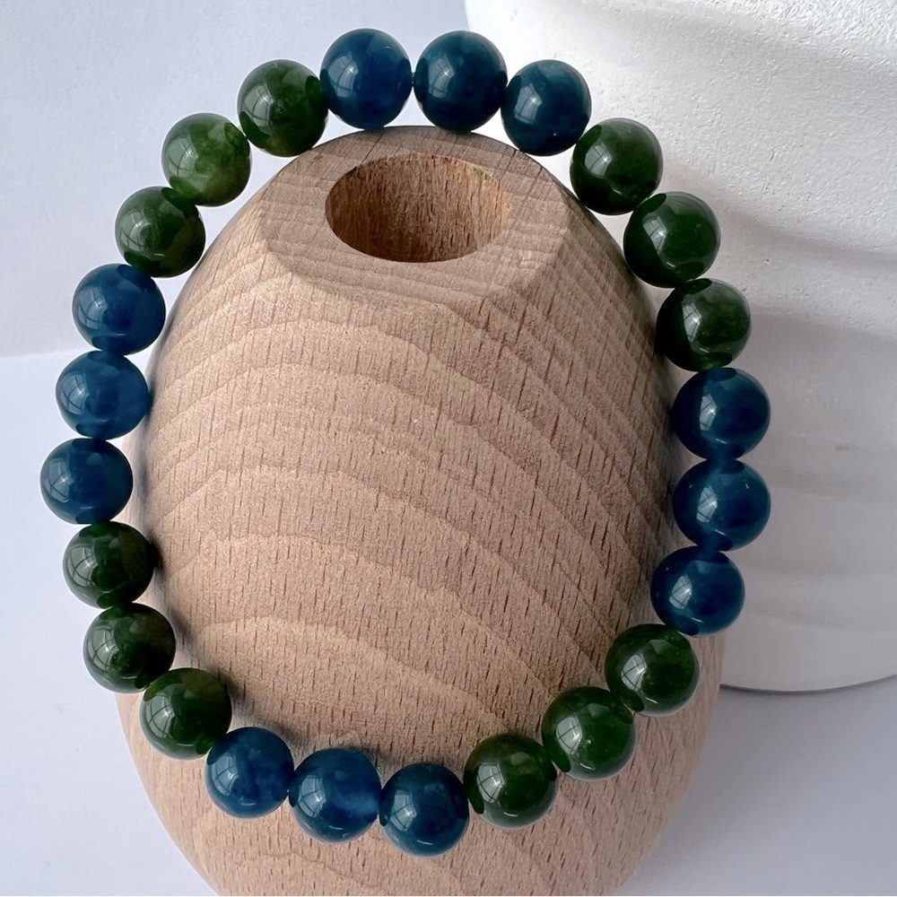 Green and Blue Jade Beaded Stretch Bracelet